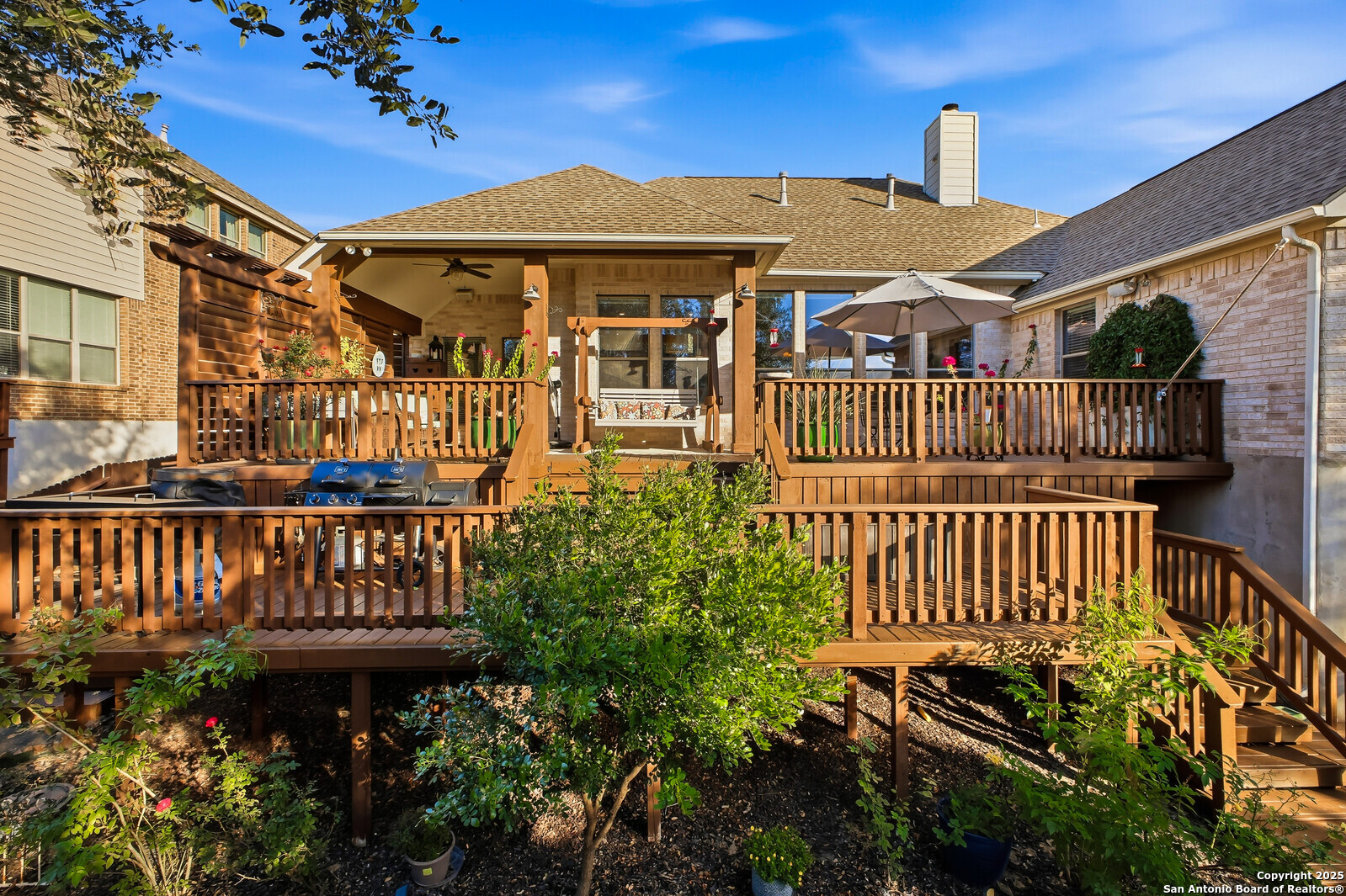 main property photo 14