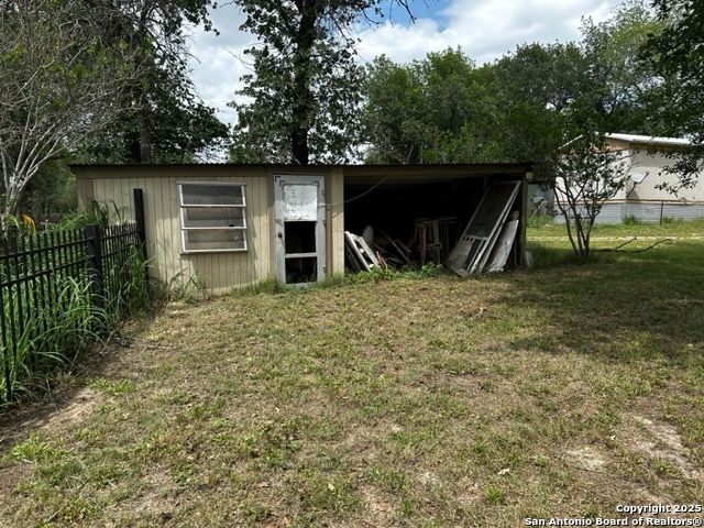main property photo 7