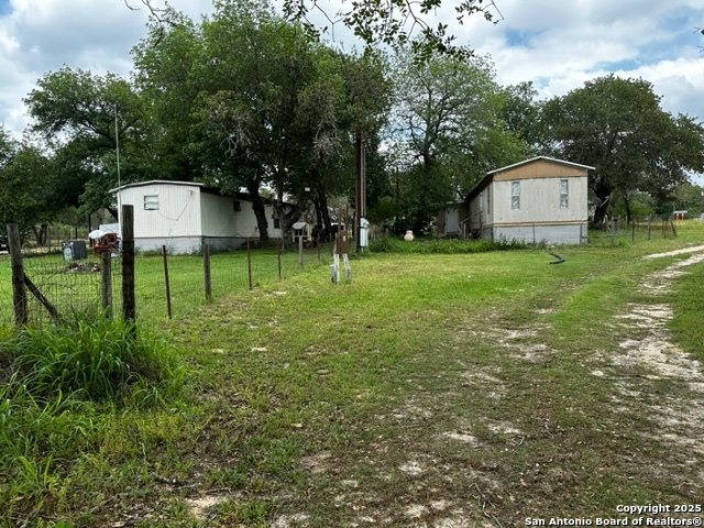 main property photo 8