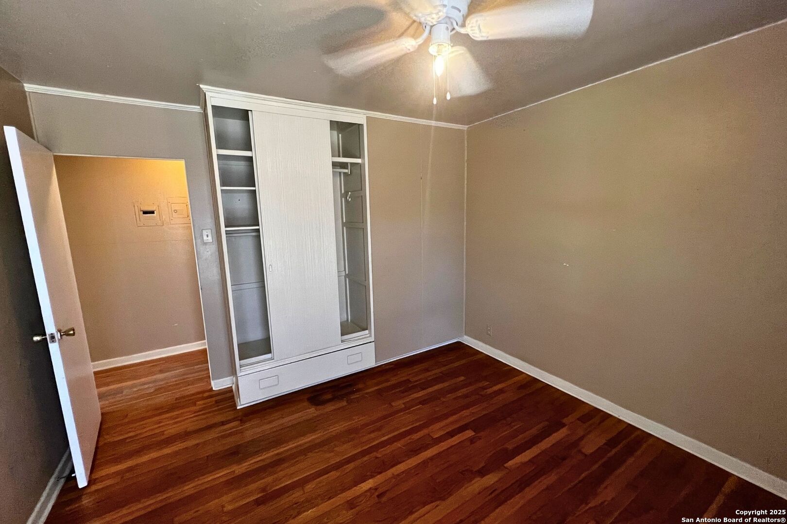 main property photo 17
