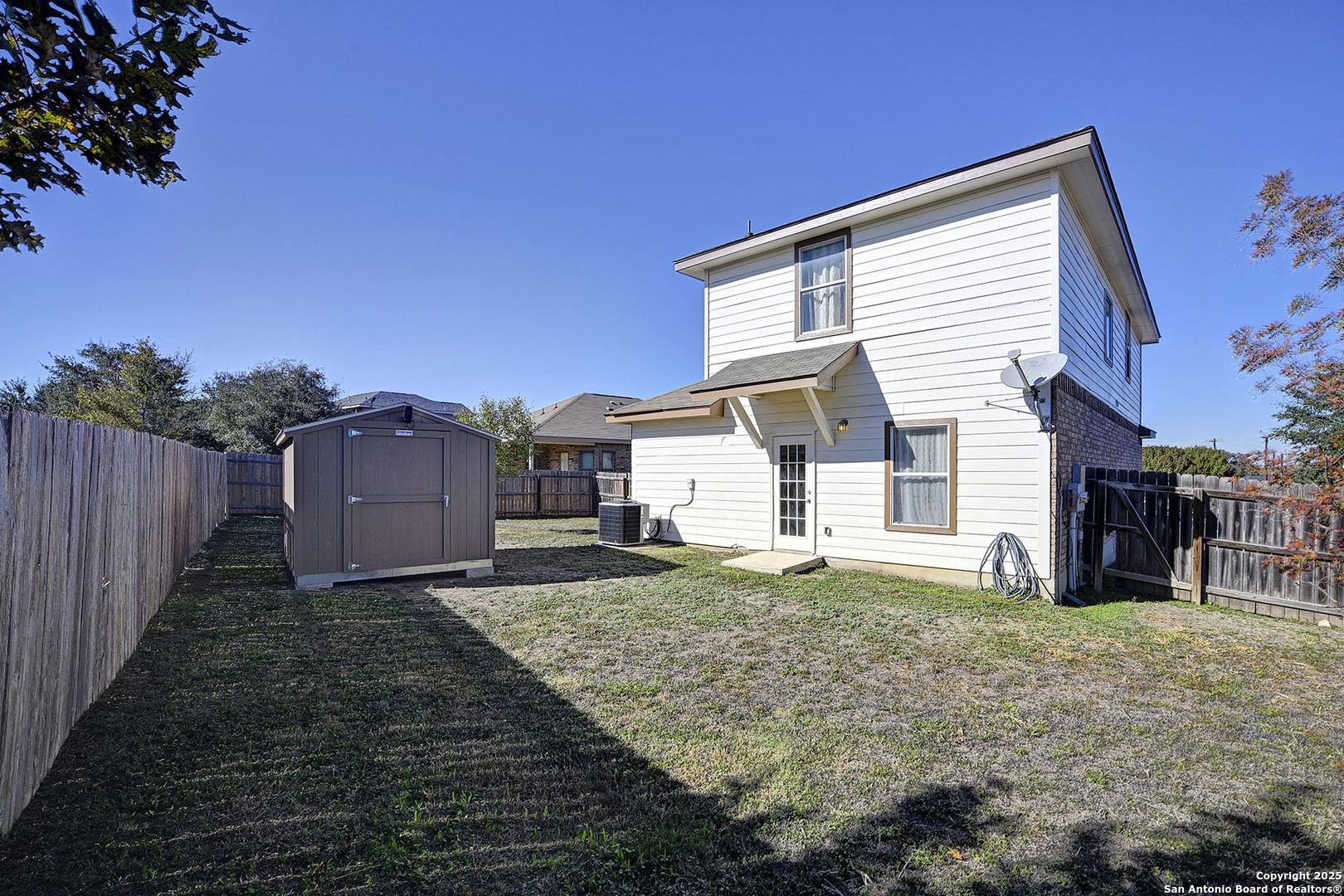 property viewer photo 27
