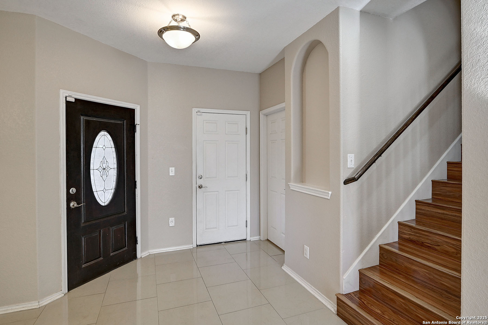property viewer photo 3