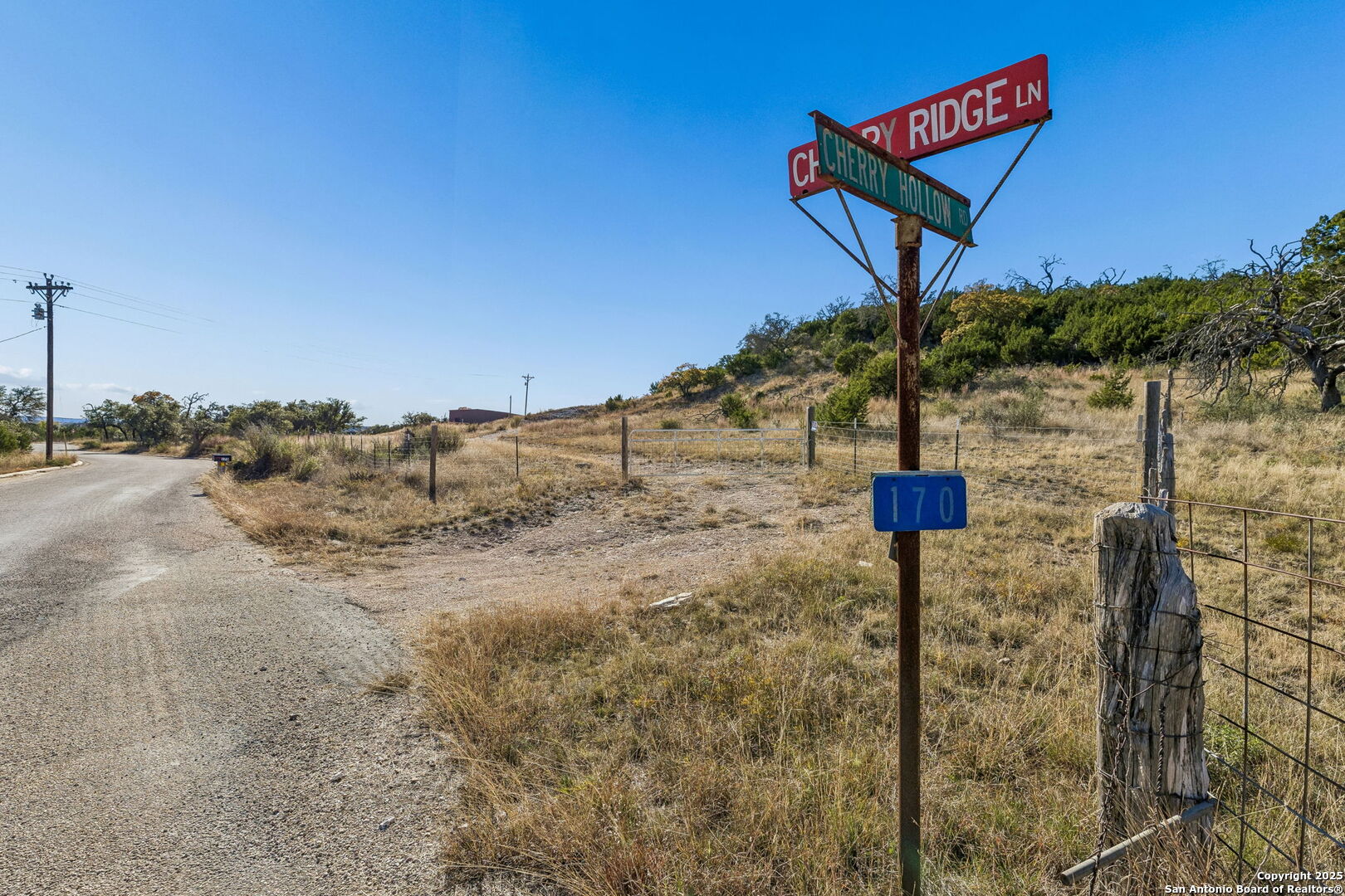 main property photo 18