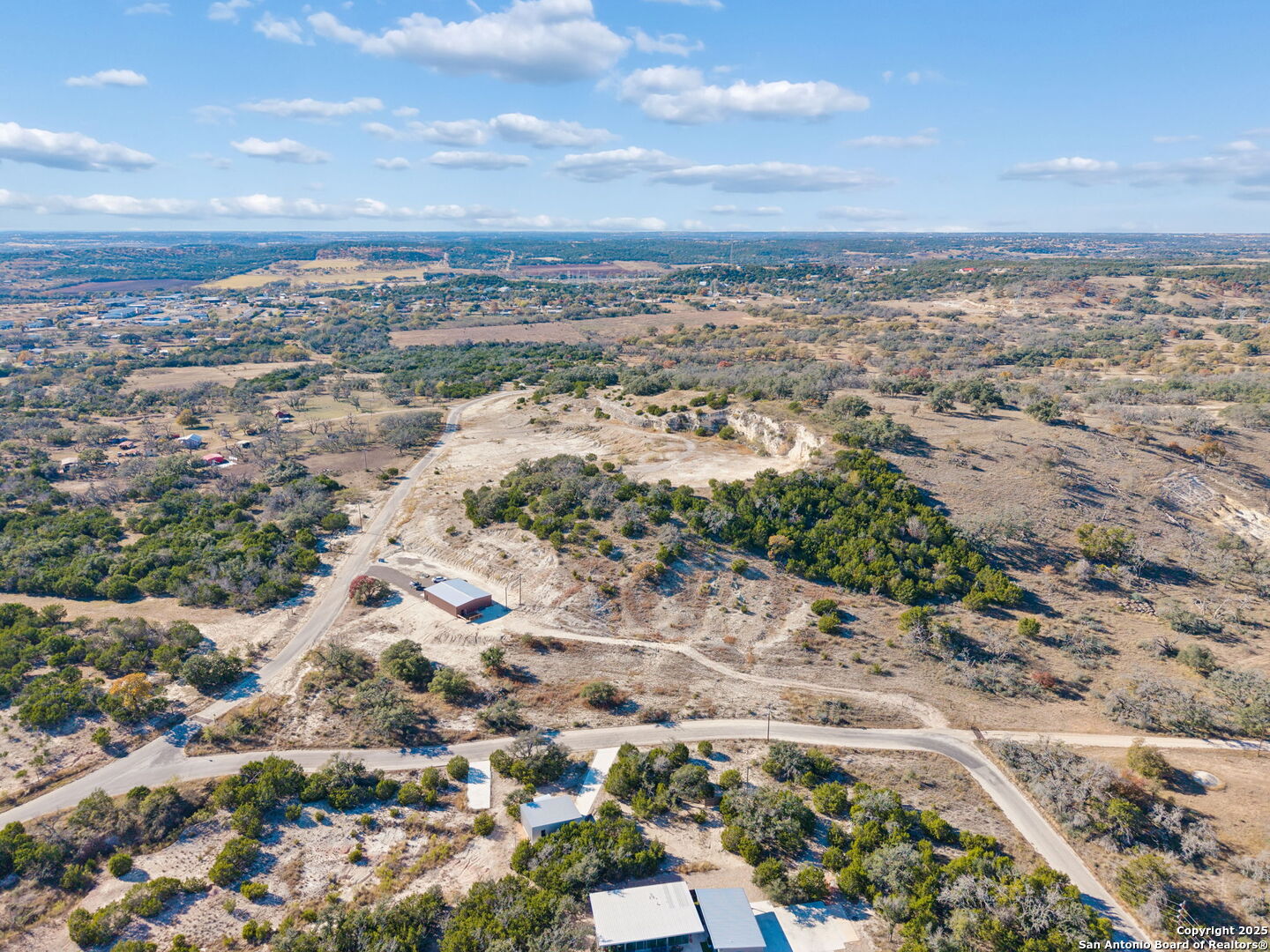 main property photo 19