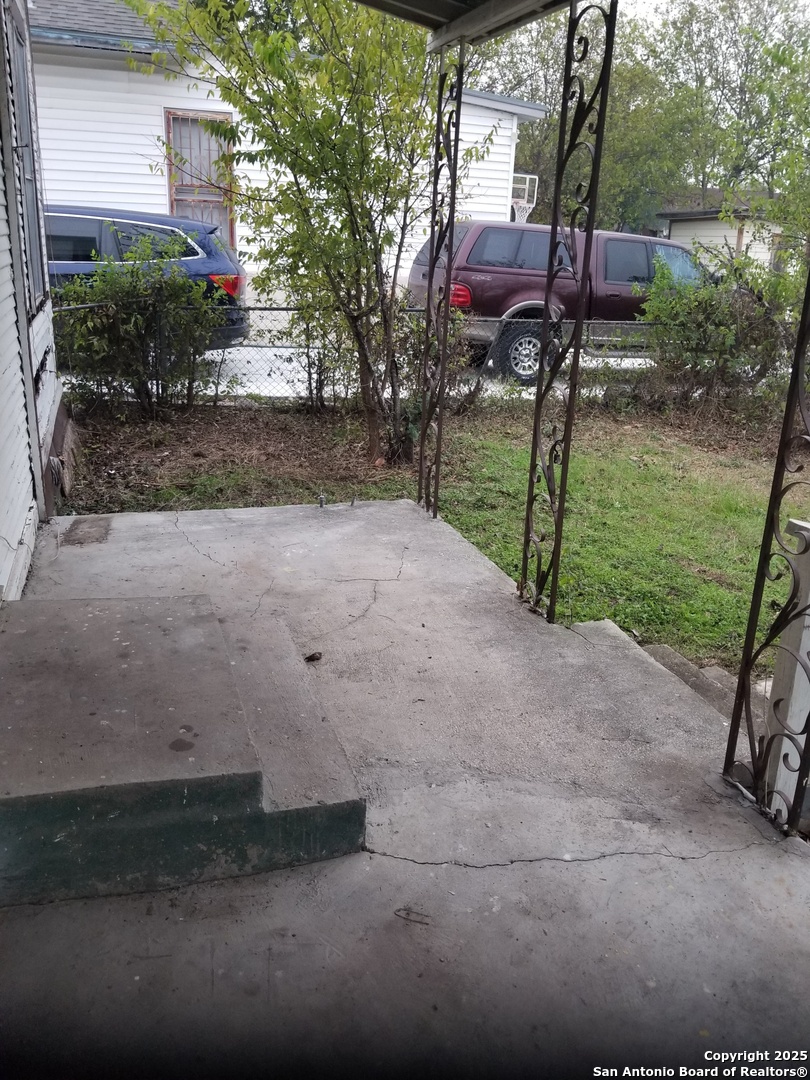 main property photo 23