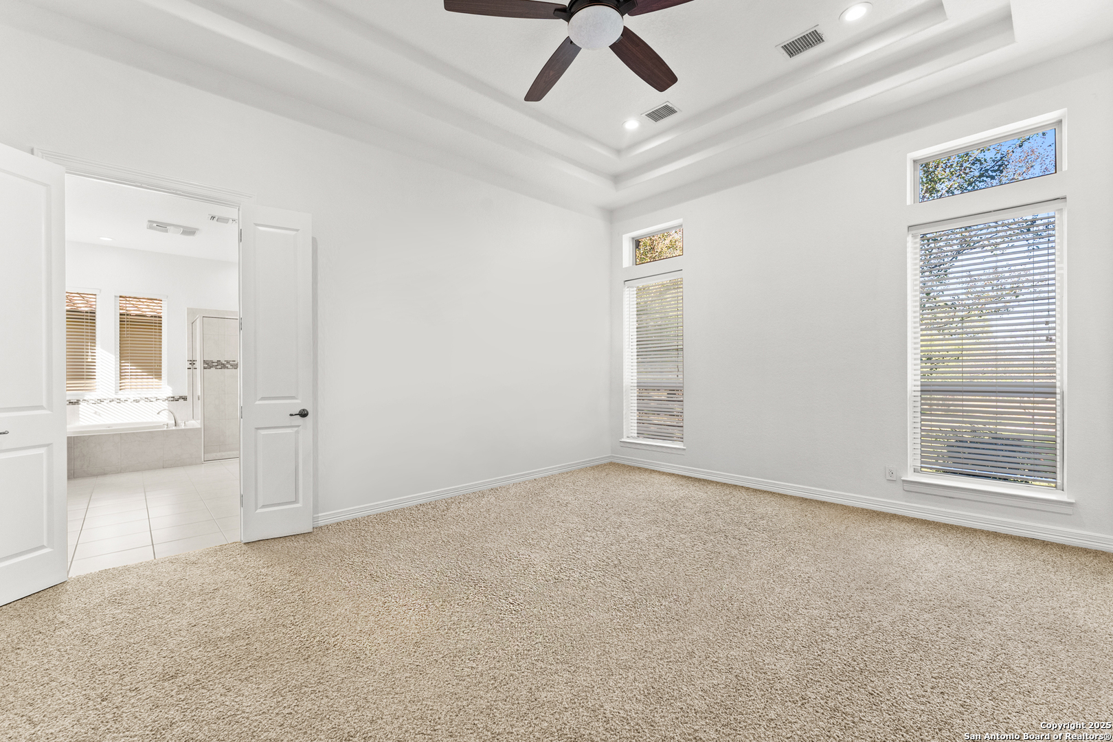 property viewer photo 13