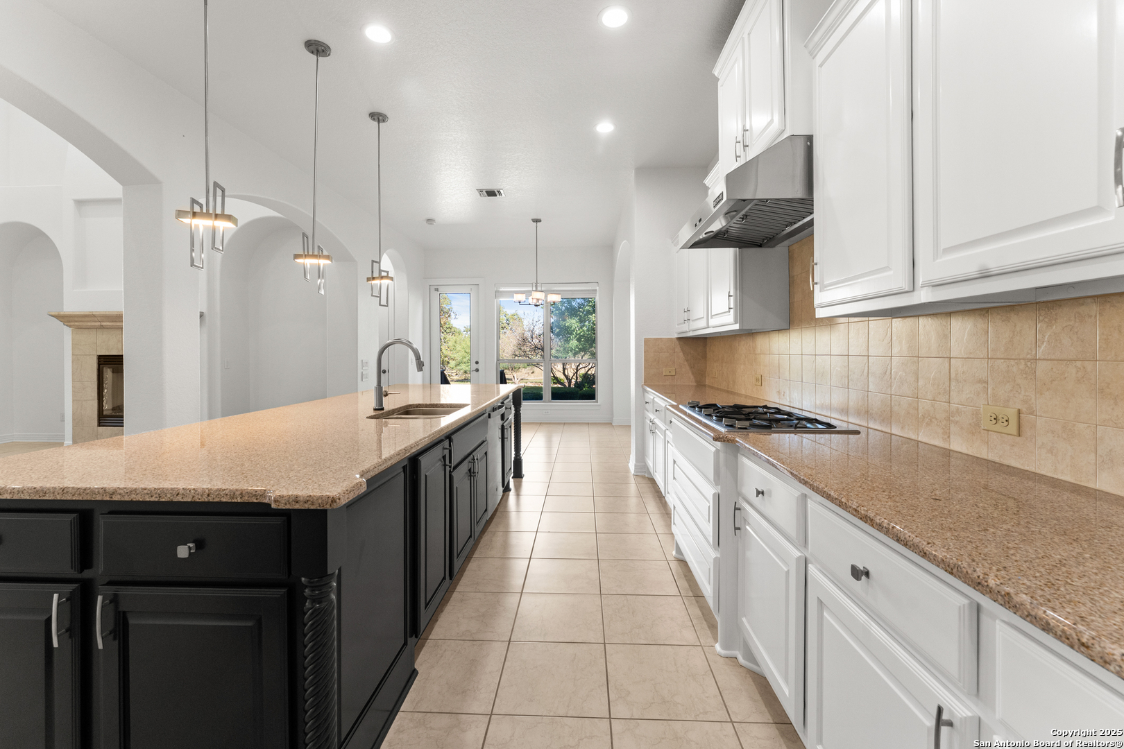 property viewer photo 9