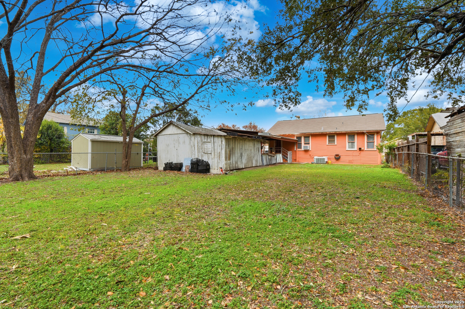 main property photo 14
