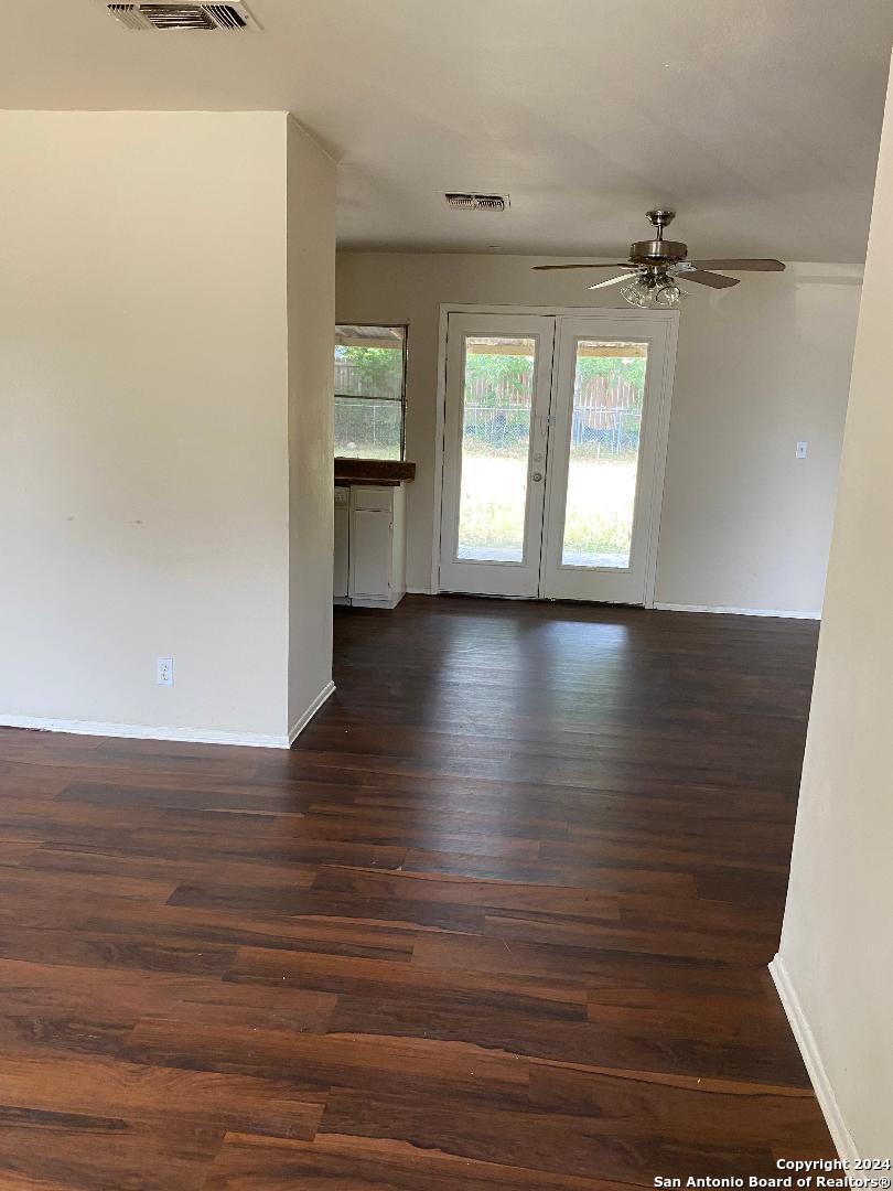 main property photo 0