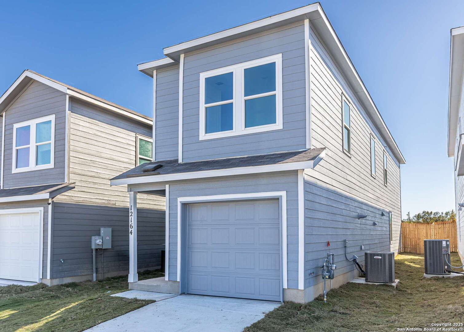 property viewer photo 1