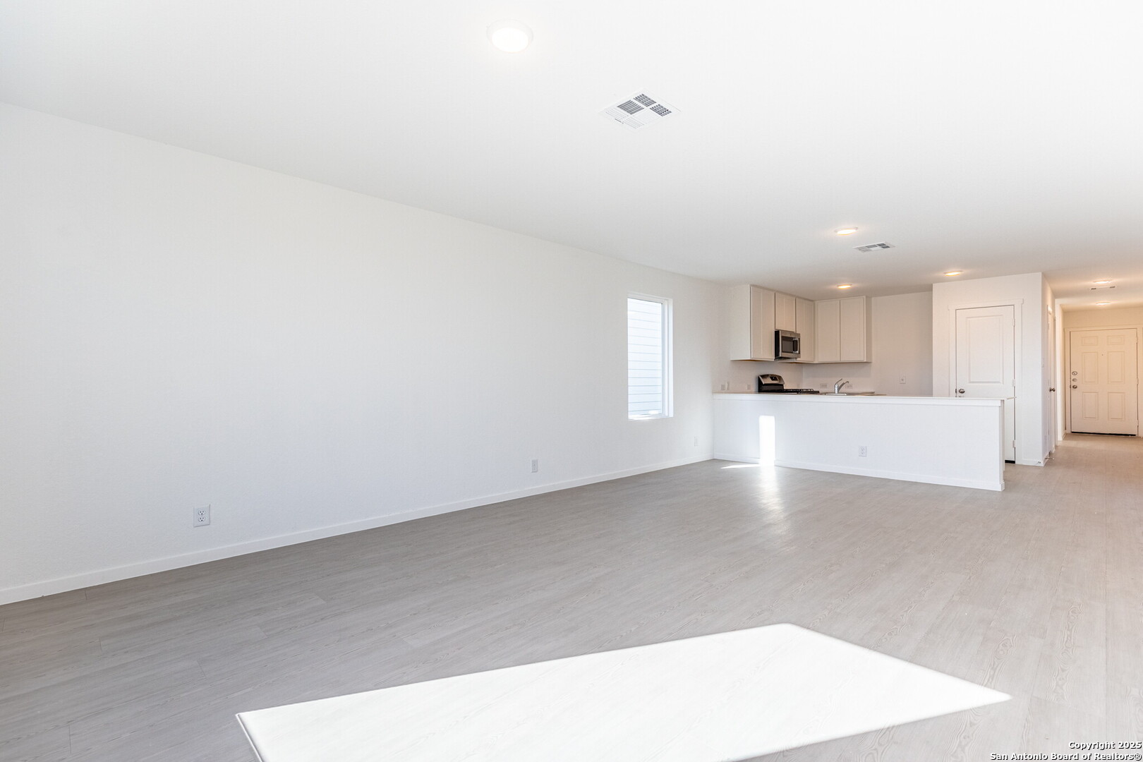 property viewer photo 10