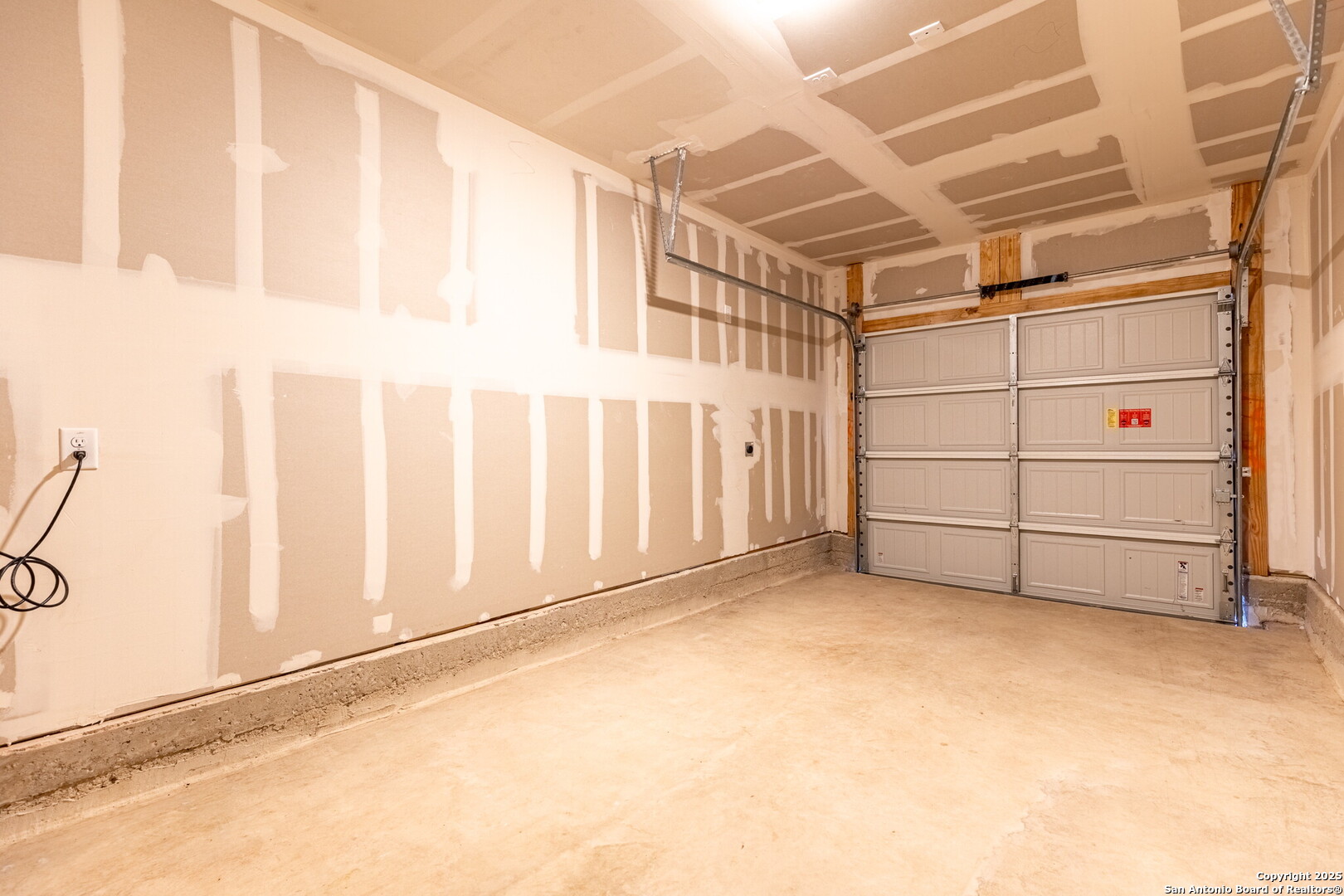 property viewer photo 27