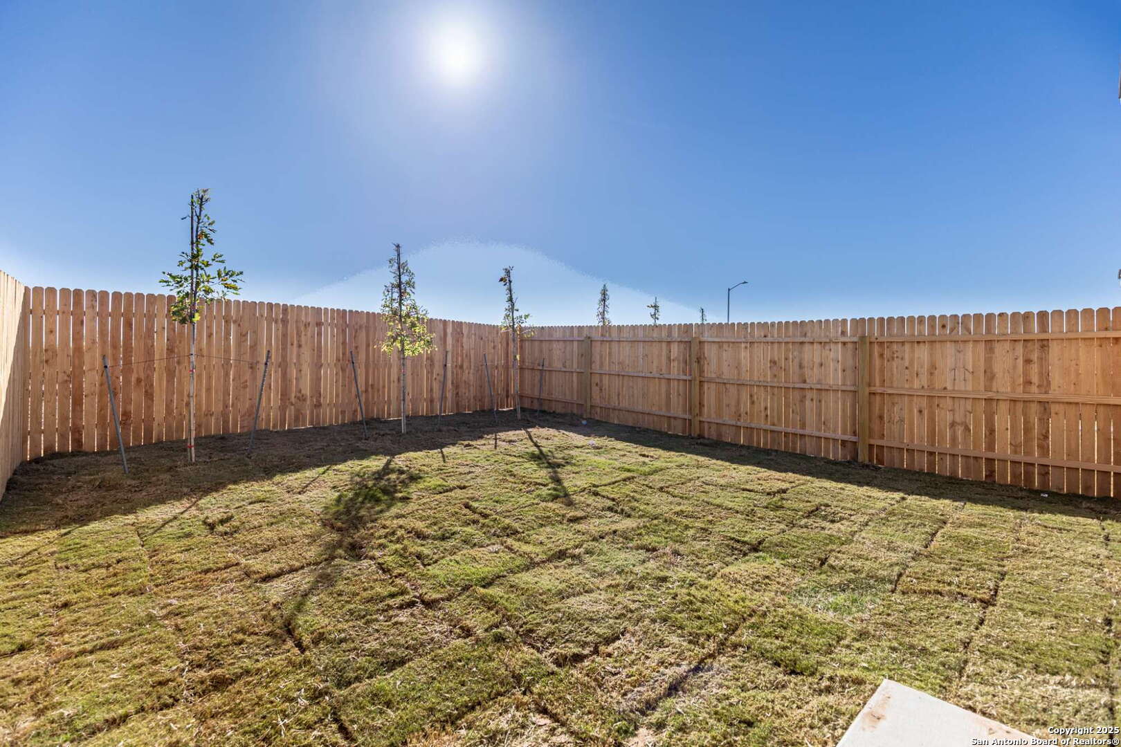 property viewer photo 28