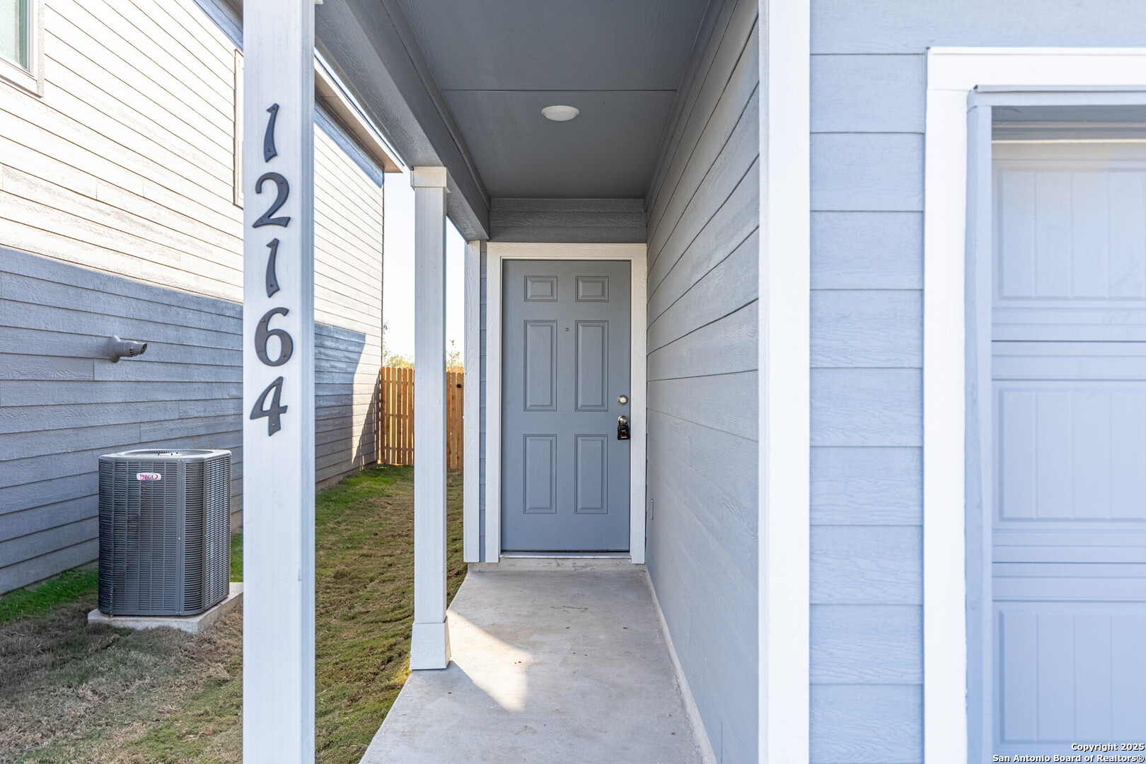 property viewer photo 3