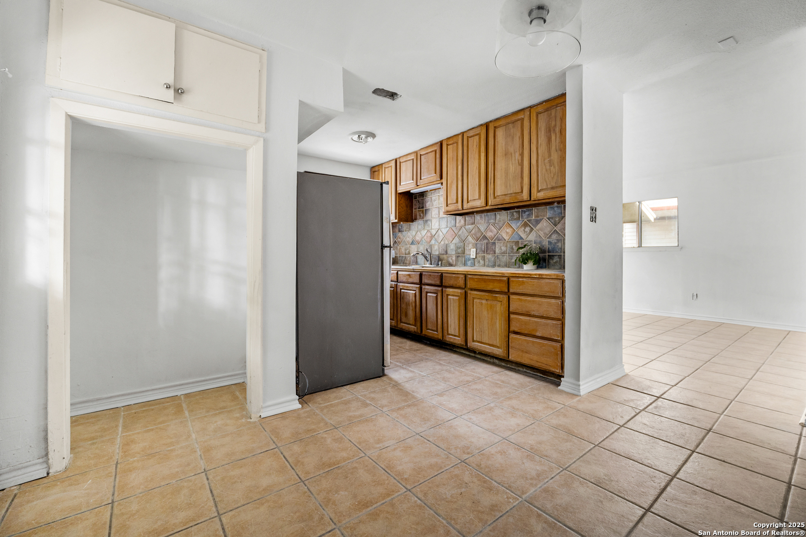 property viewer photo 8