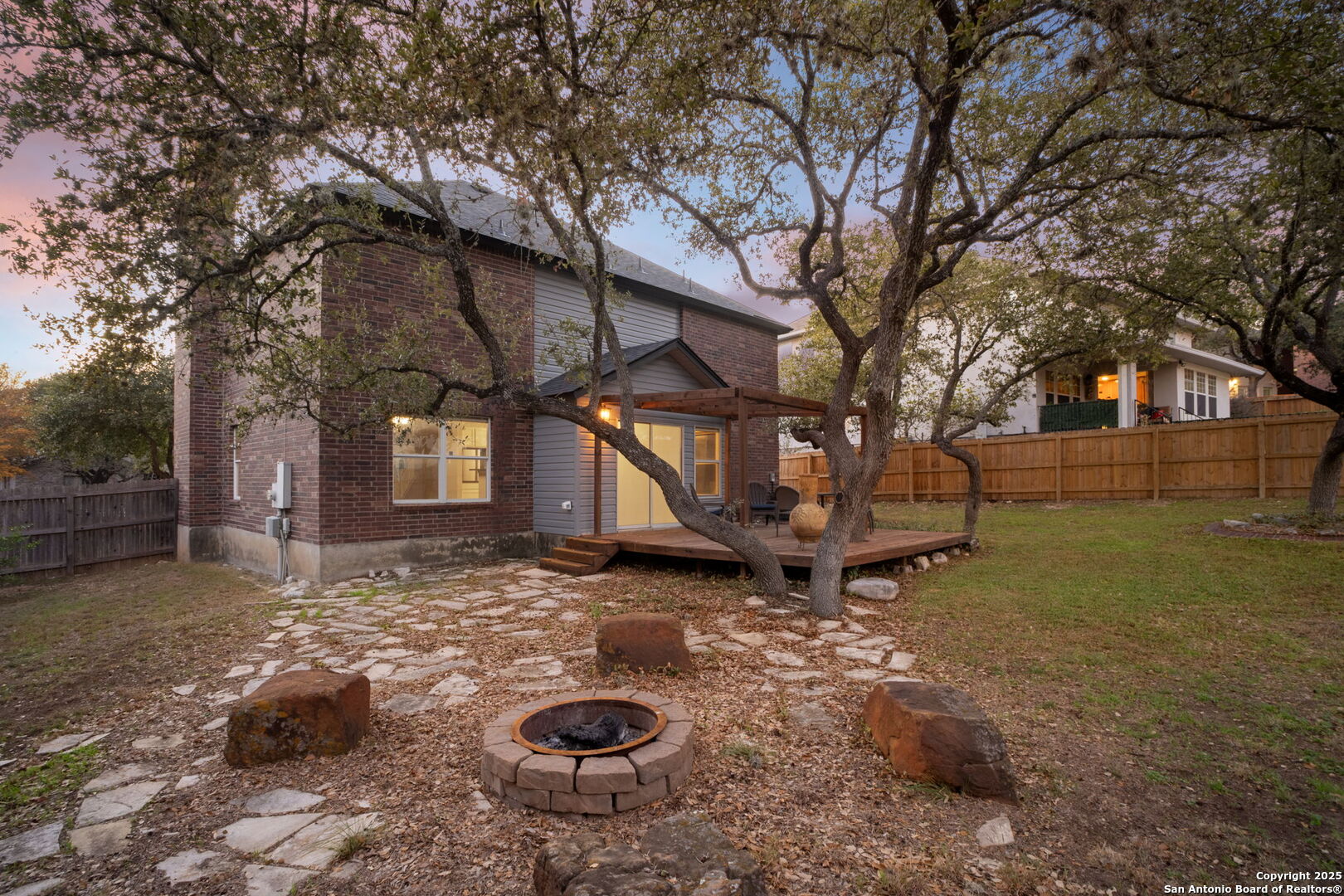 property viewer photo 36