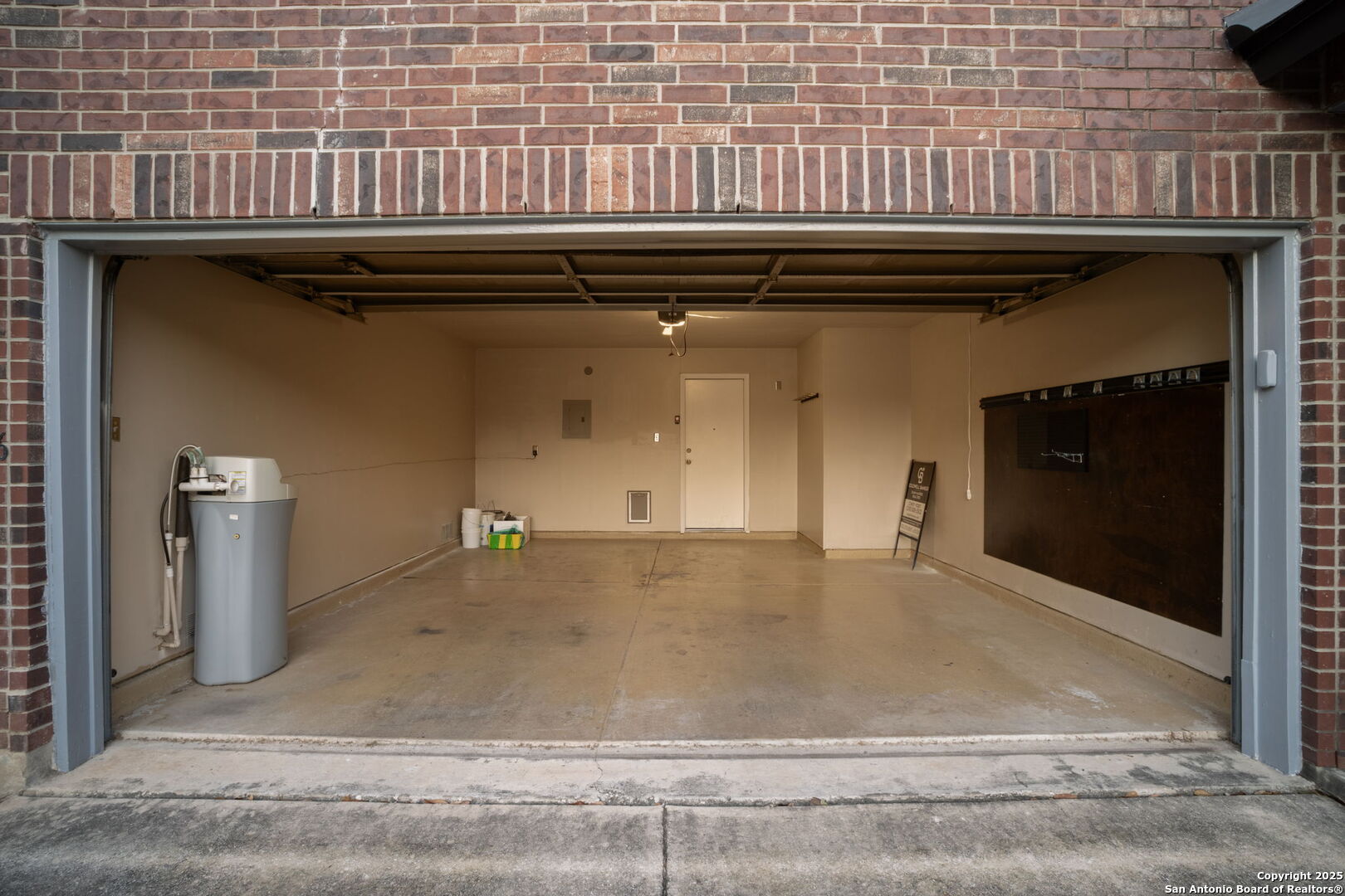 property viewer photo 38