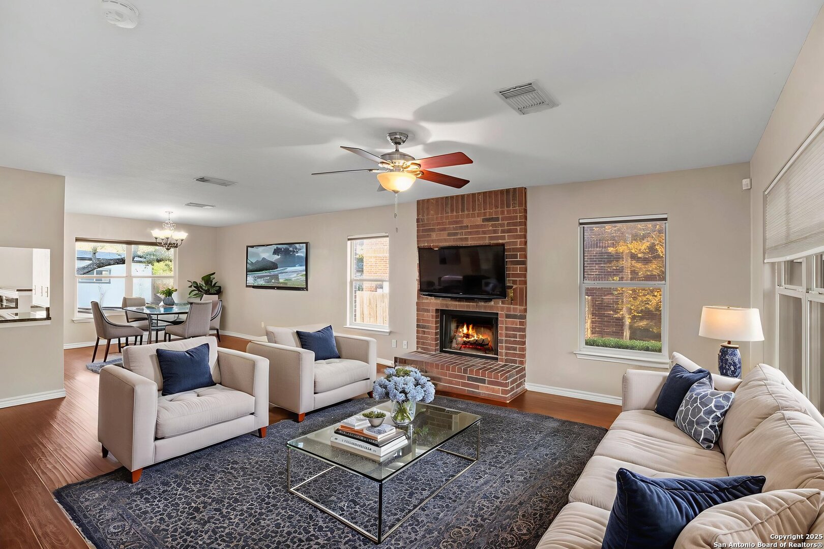 property viewer photo 6