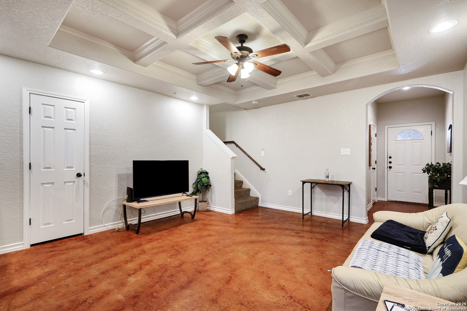 property viewer photo 5