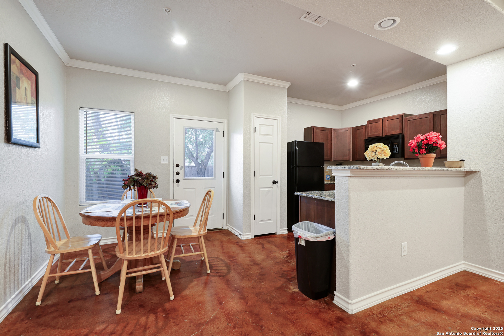 property viewer photo 6