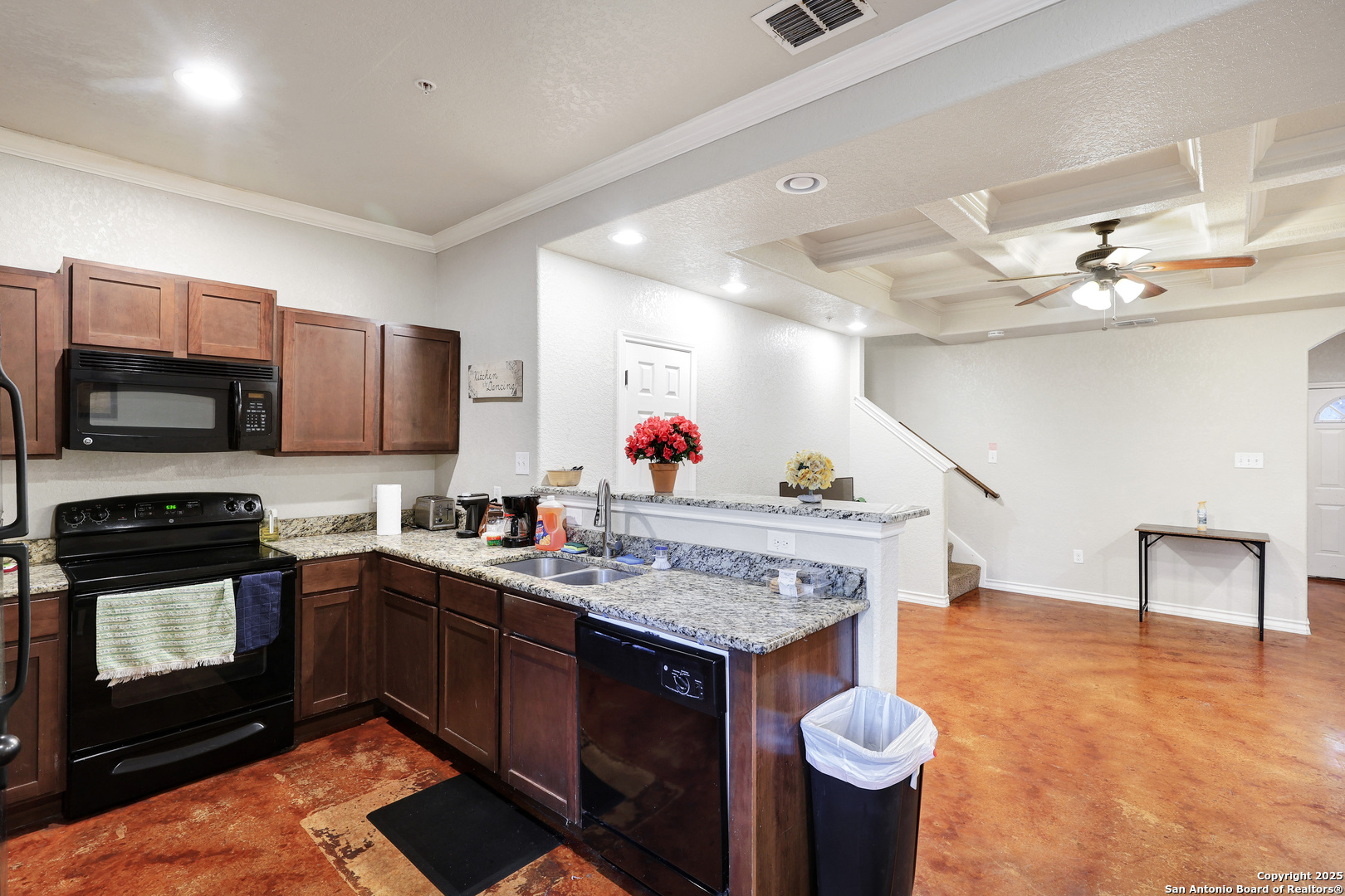 property viewer photo 8
