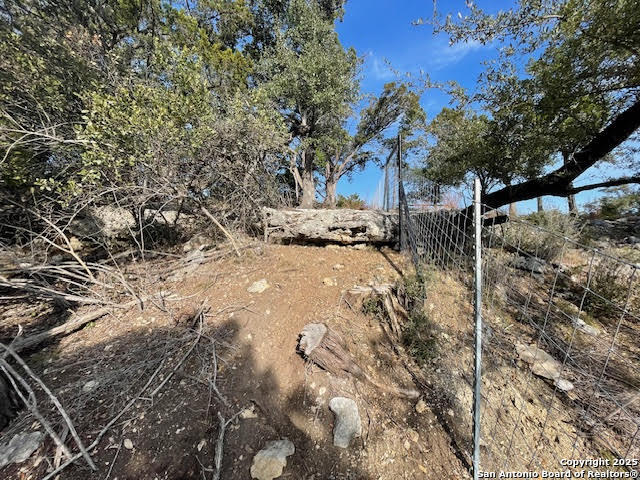 property viewer photo 23
