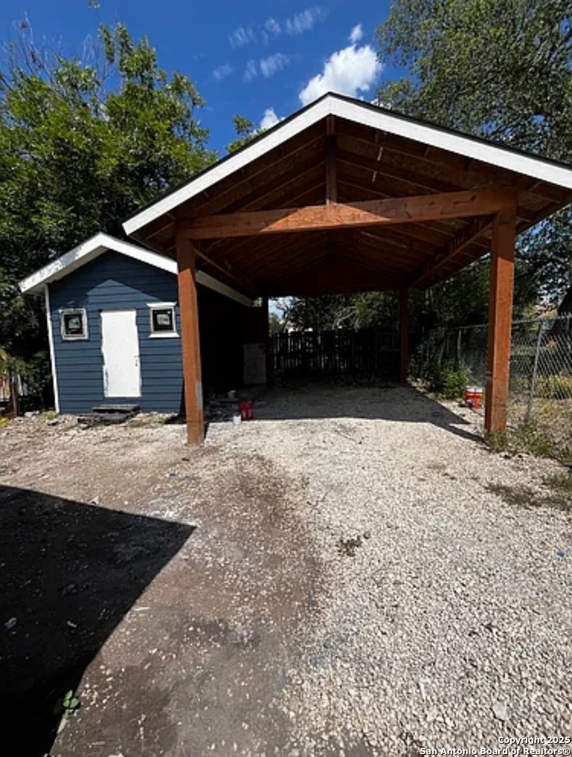 property viewer photo 8