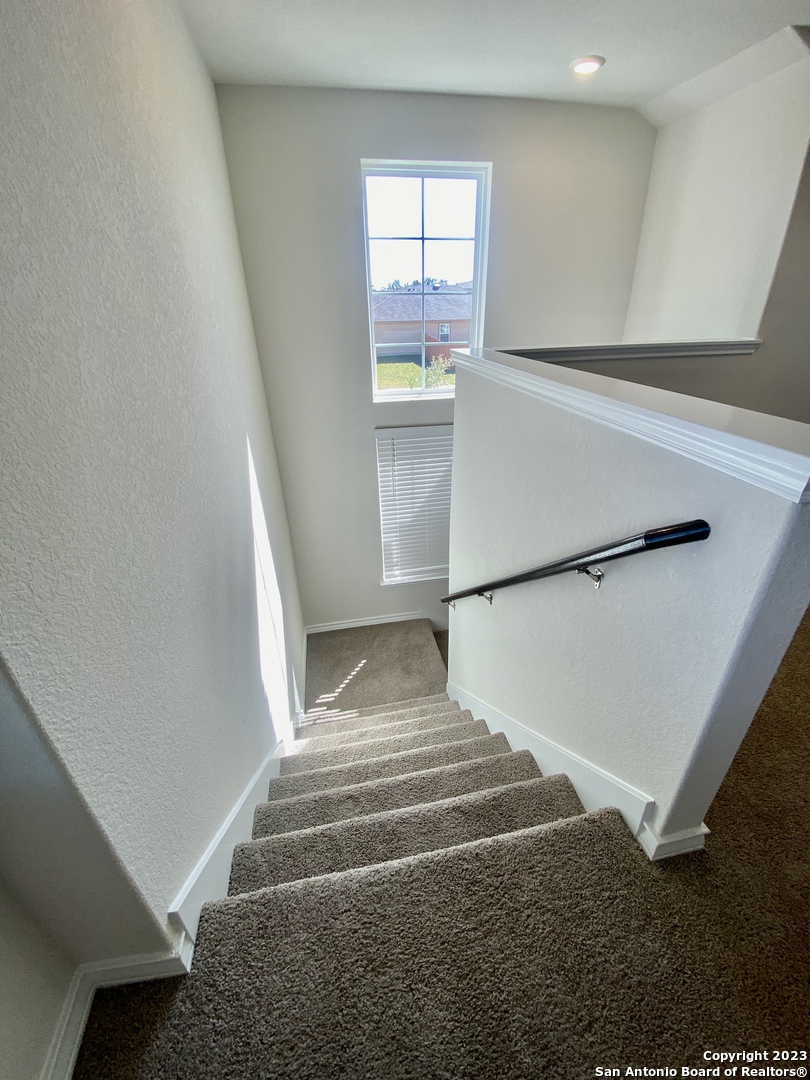 property viewer photo 34