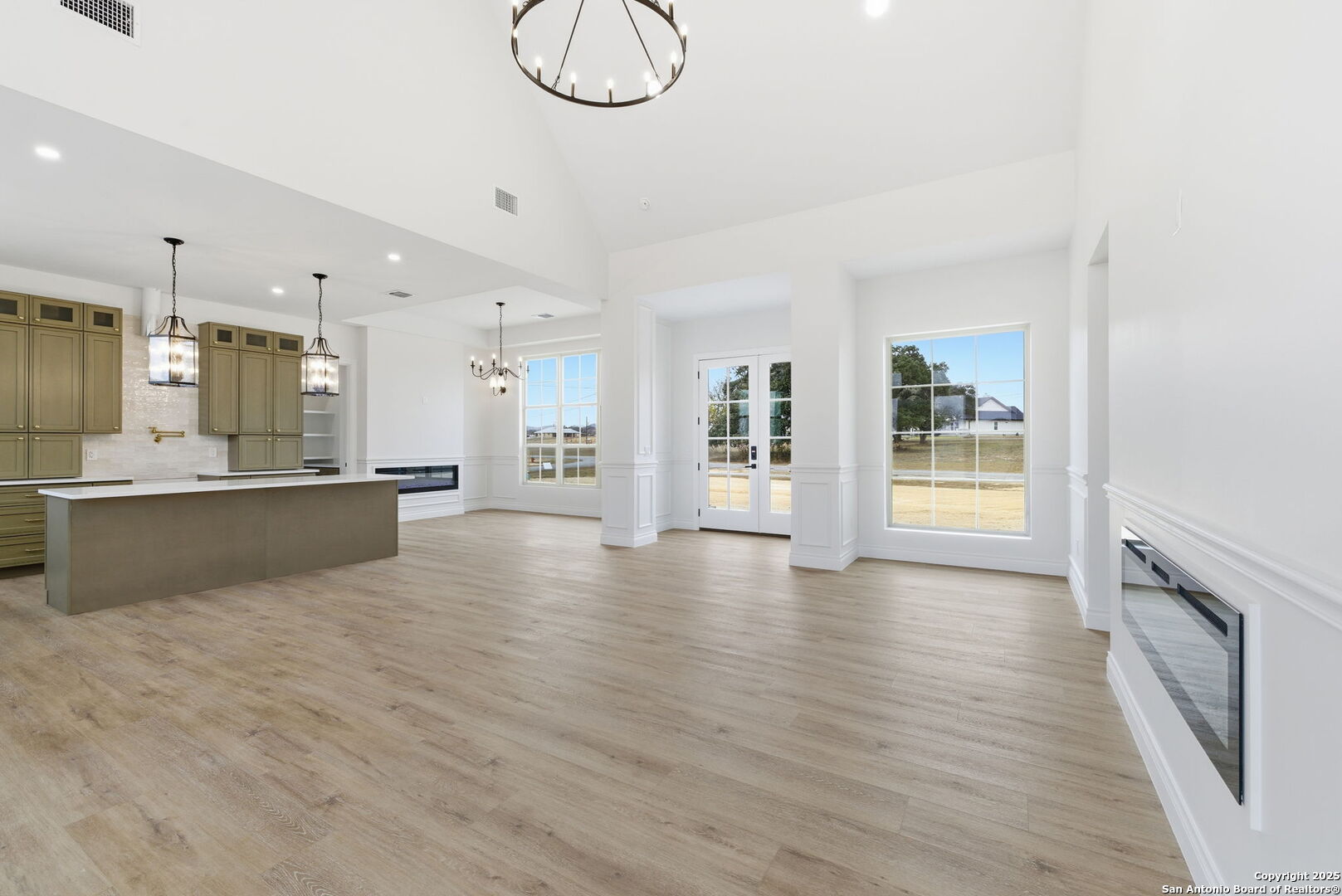 property viewer photo 15