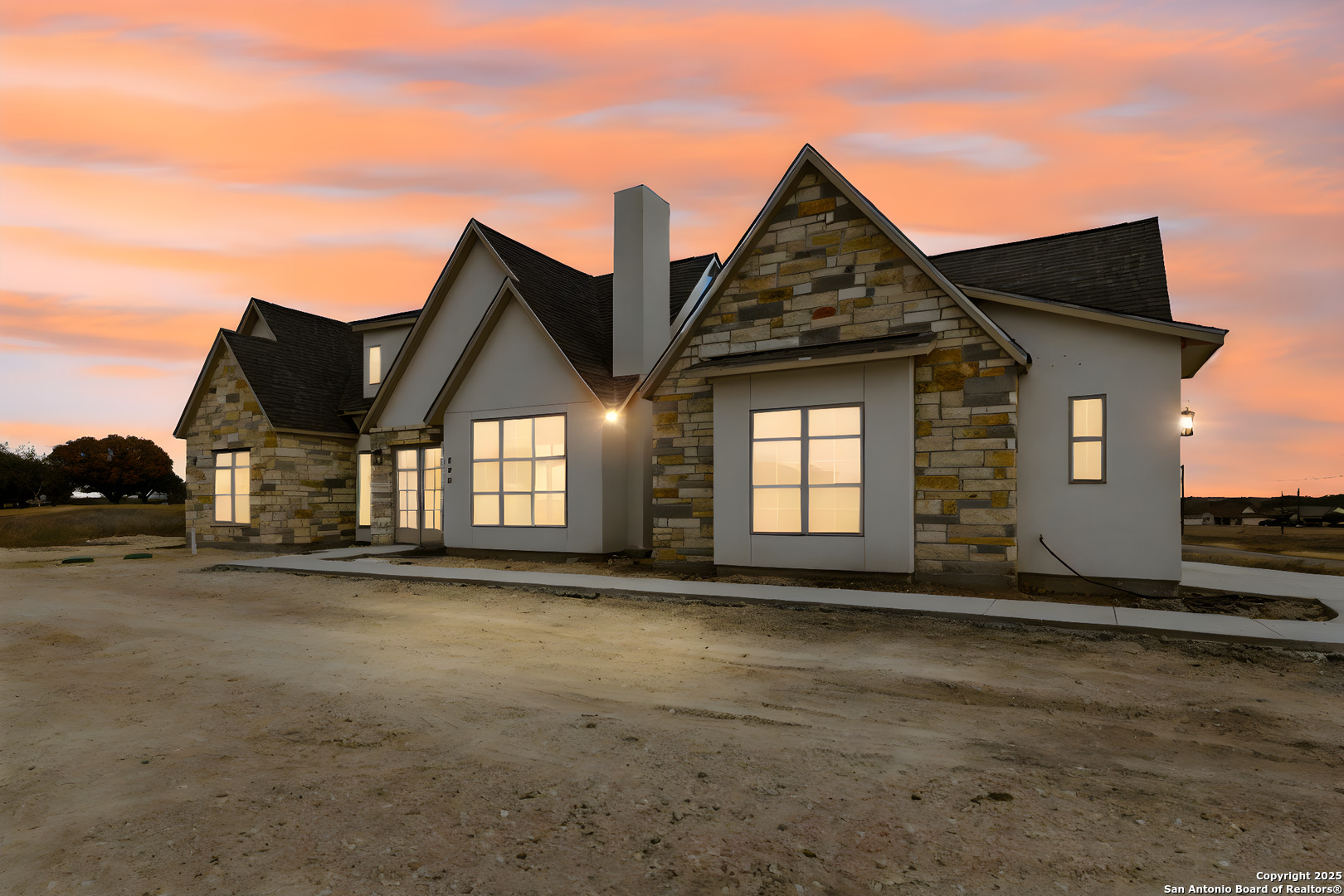 property viewer photo 2