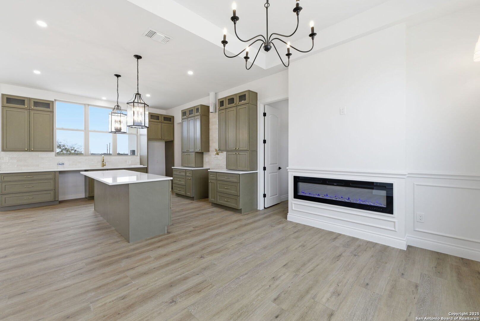 property viewer photo 26