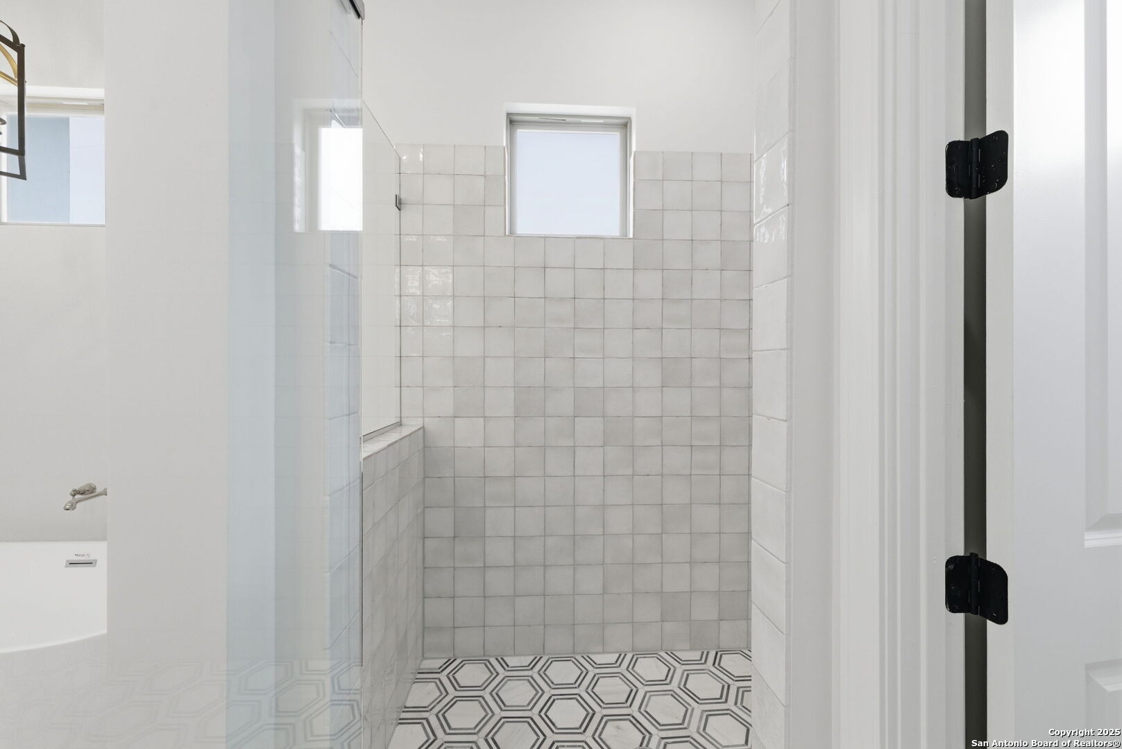 property viewer photo 39