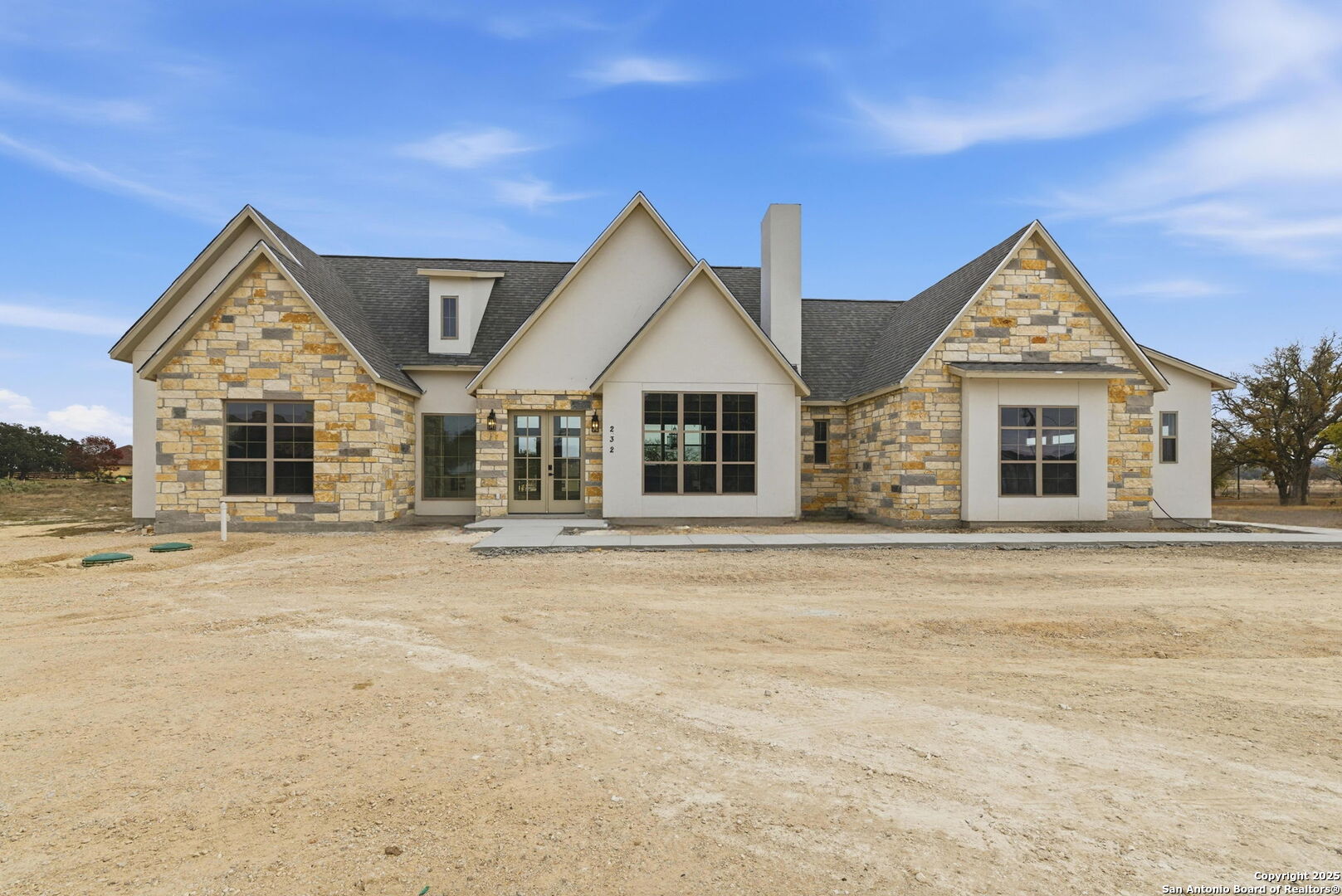 property viewer photo 4