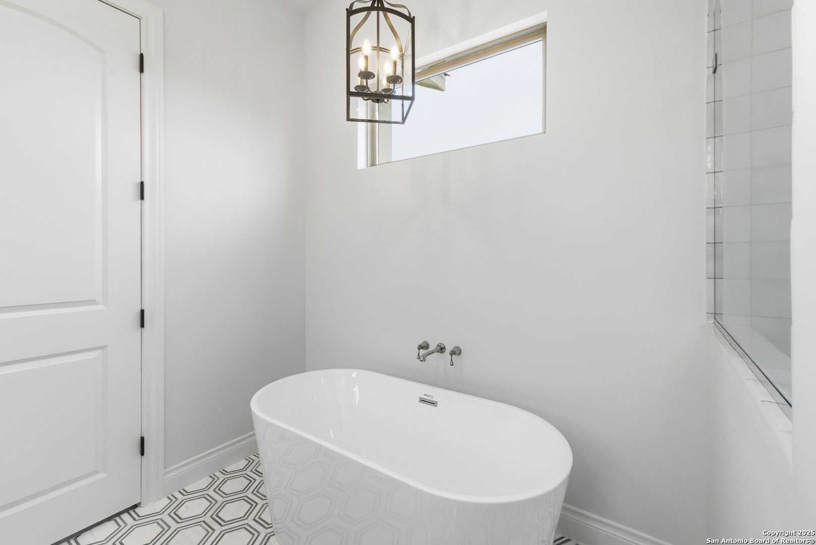 property viewer photo 40