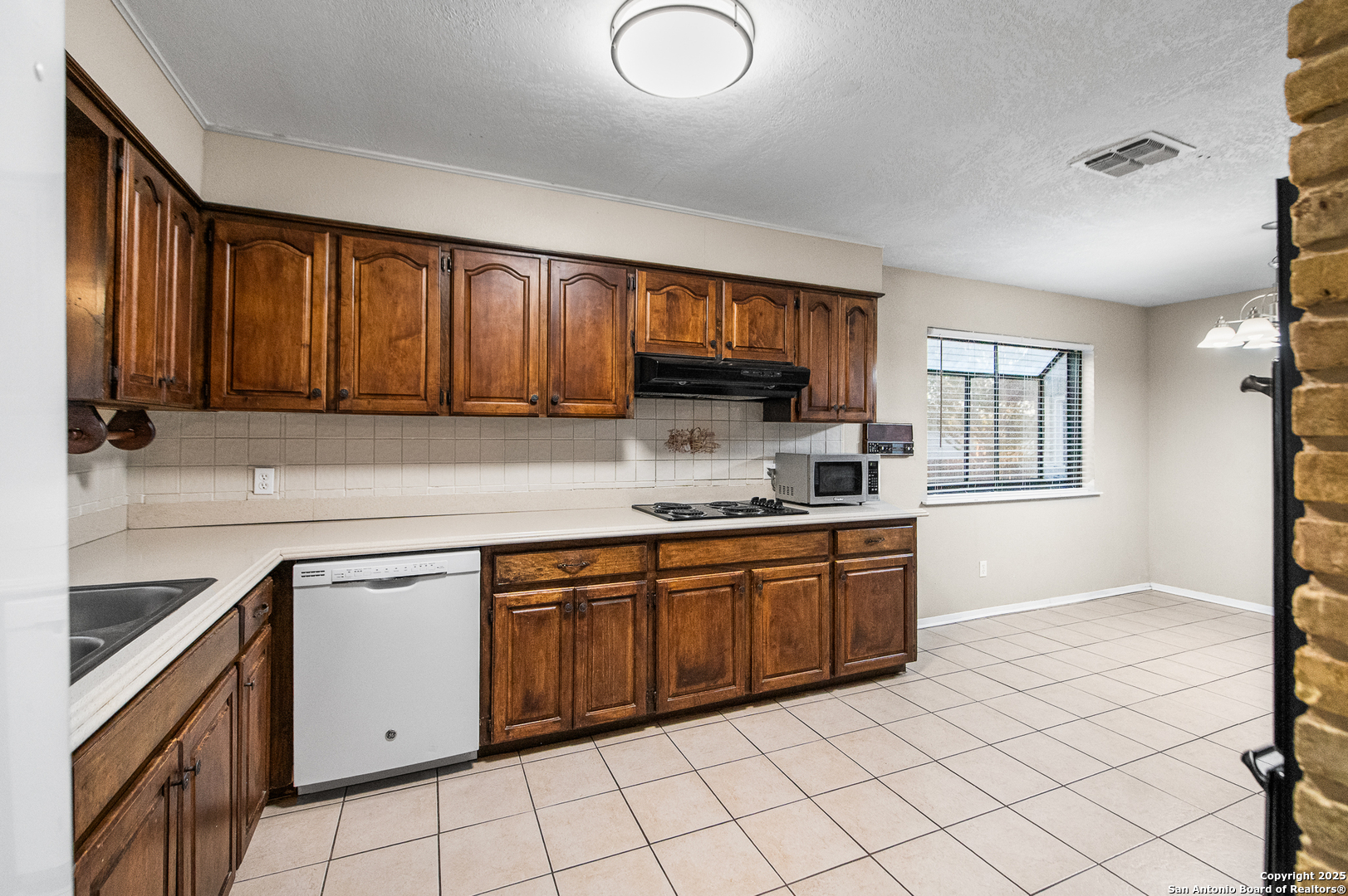 property viewer photo 10