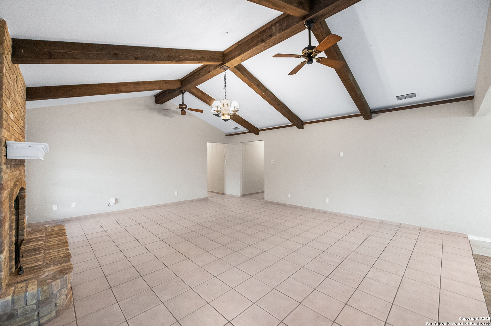 property viewer photo 16