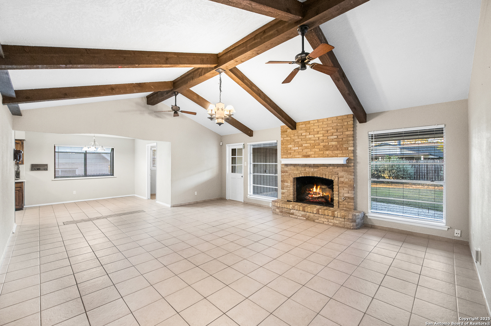 property viewer photo 18