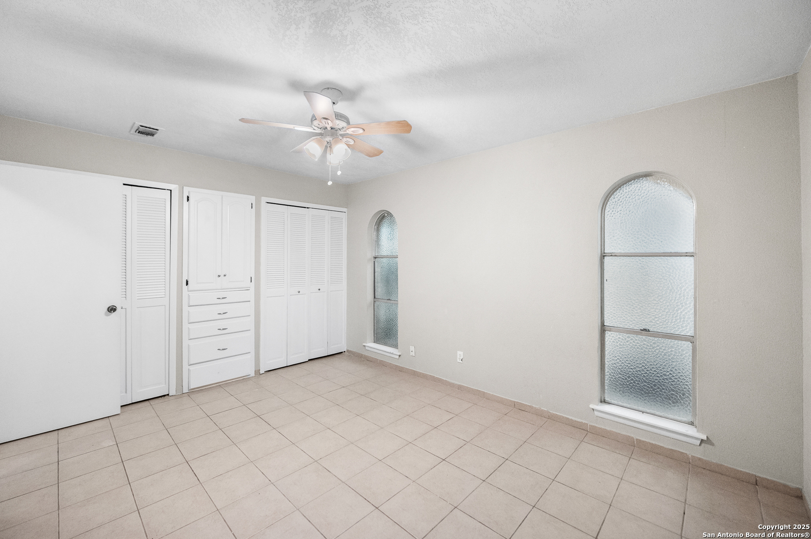 property viewer photo 24