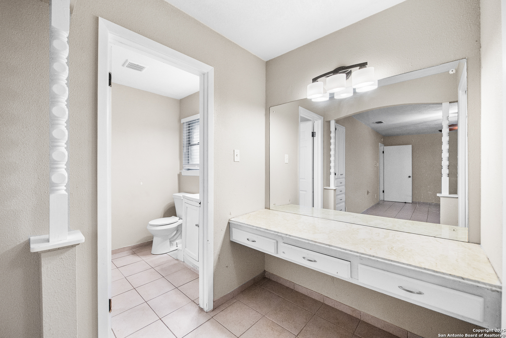 property viewer photo 35