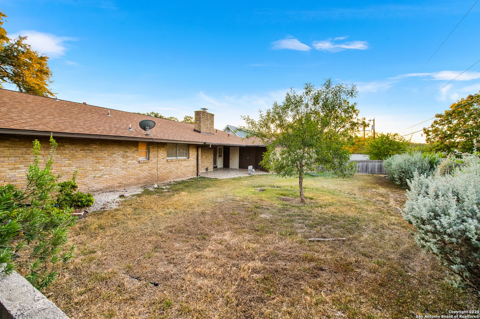 property viewer photo 41