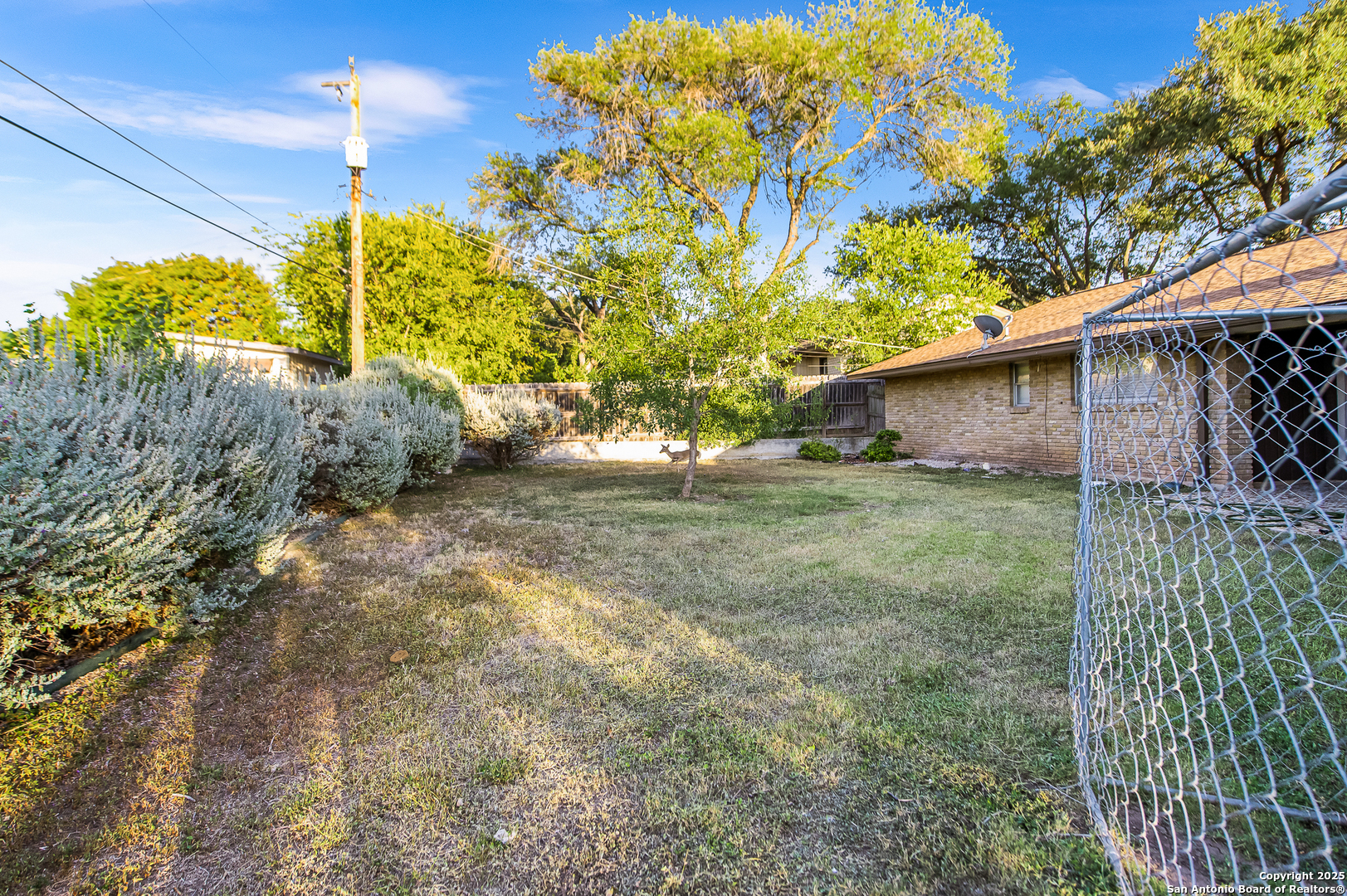property viewer photo 44