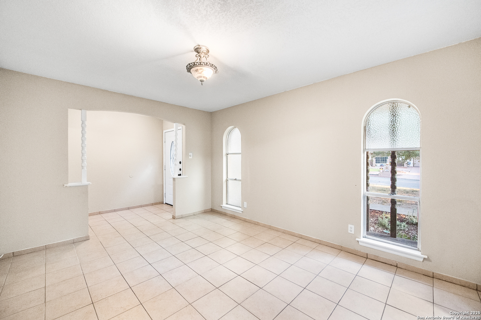 property viewer photo 7