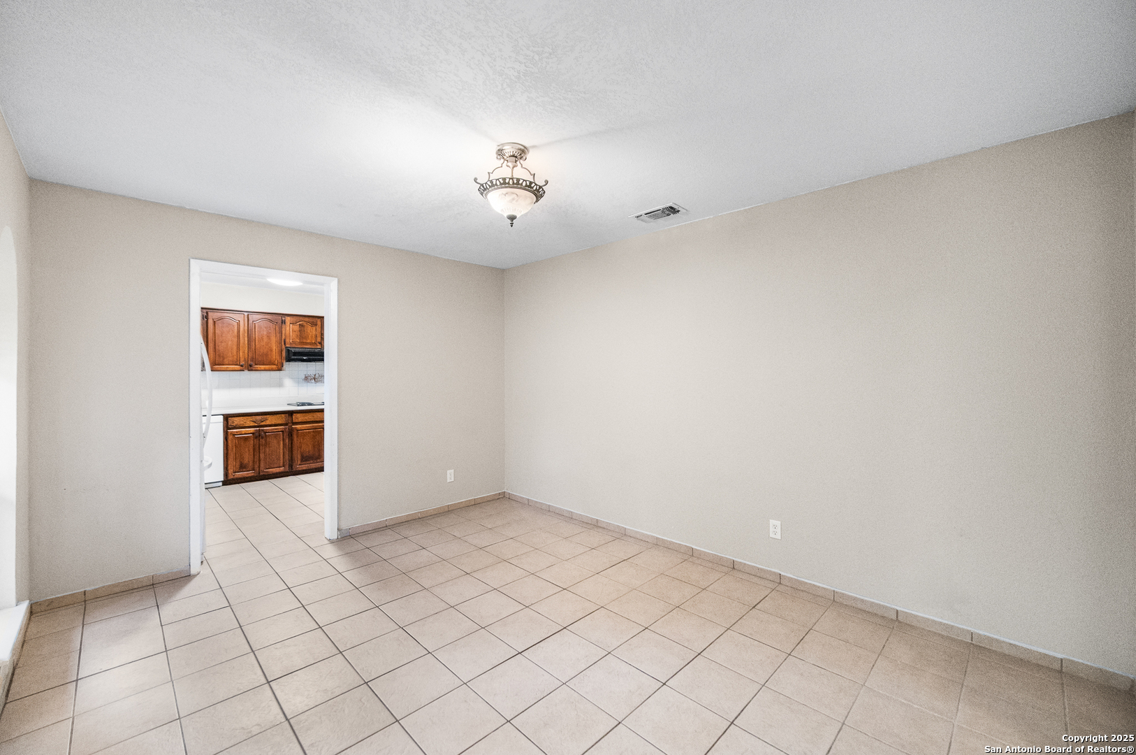 property viewer photo 9