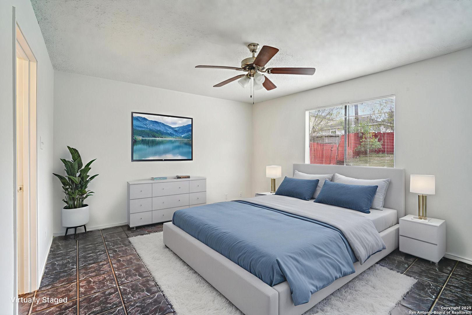 property viewer photo 20