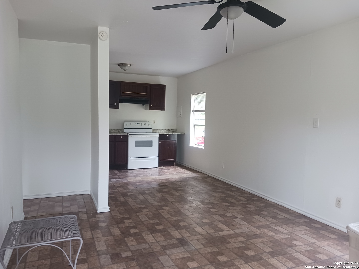 property viewer photo 1
