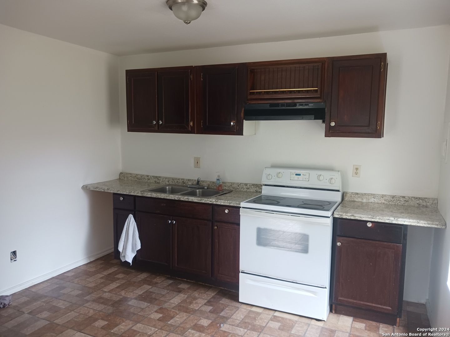 property viewer photo 2