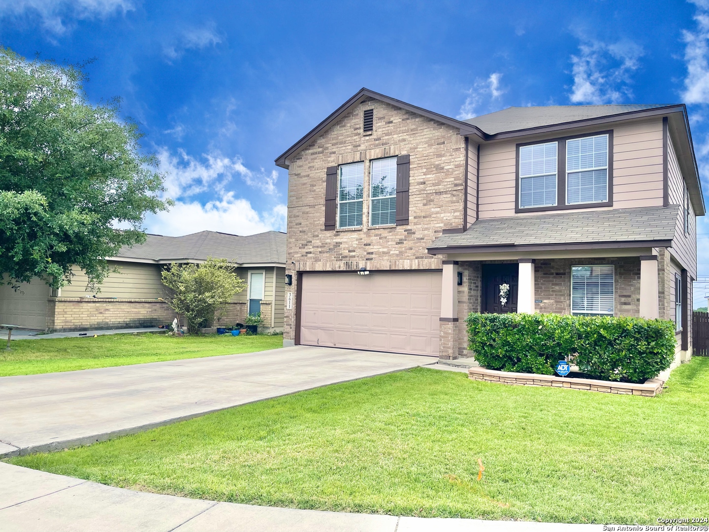 property viewer photo 1