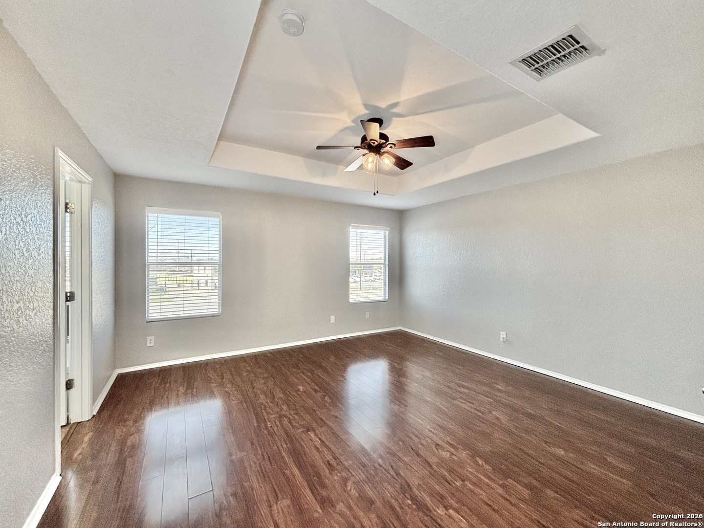 property viewer photo 10