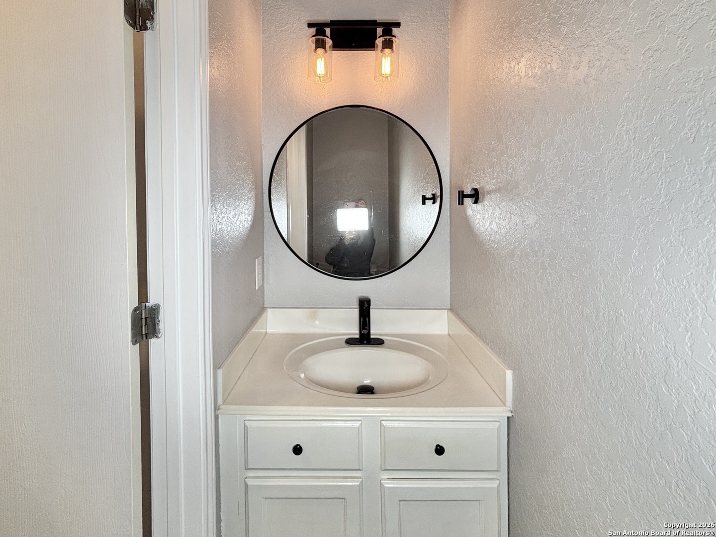 property viewer photo 8