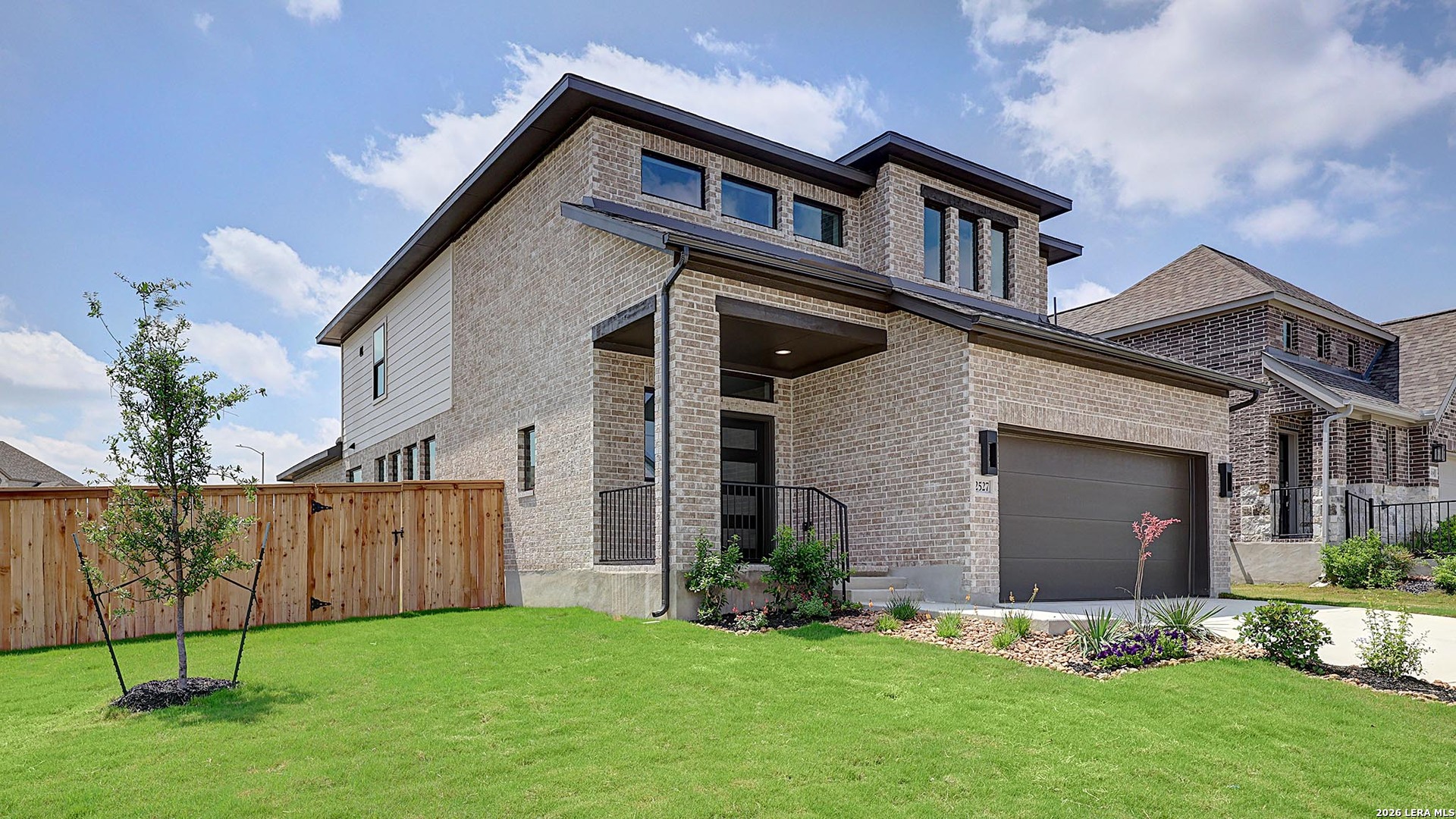 property viewer photo 1